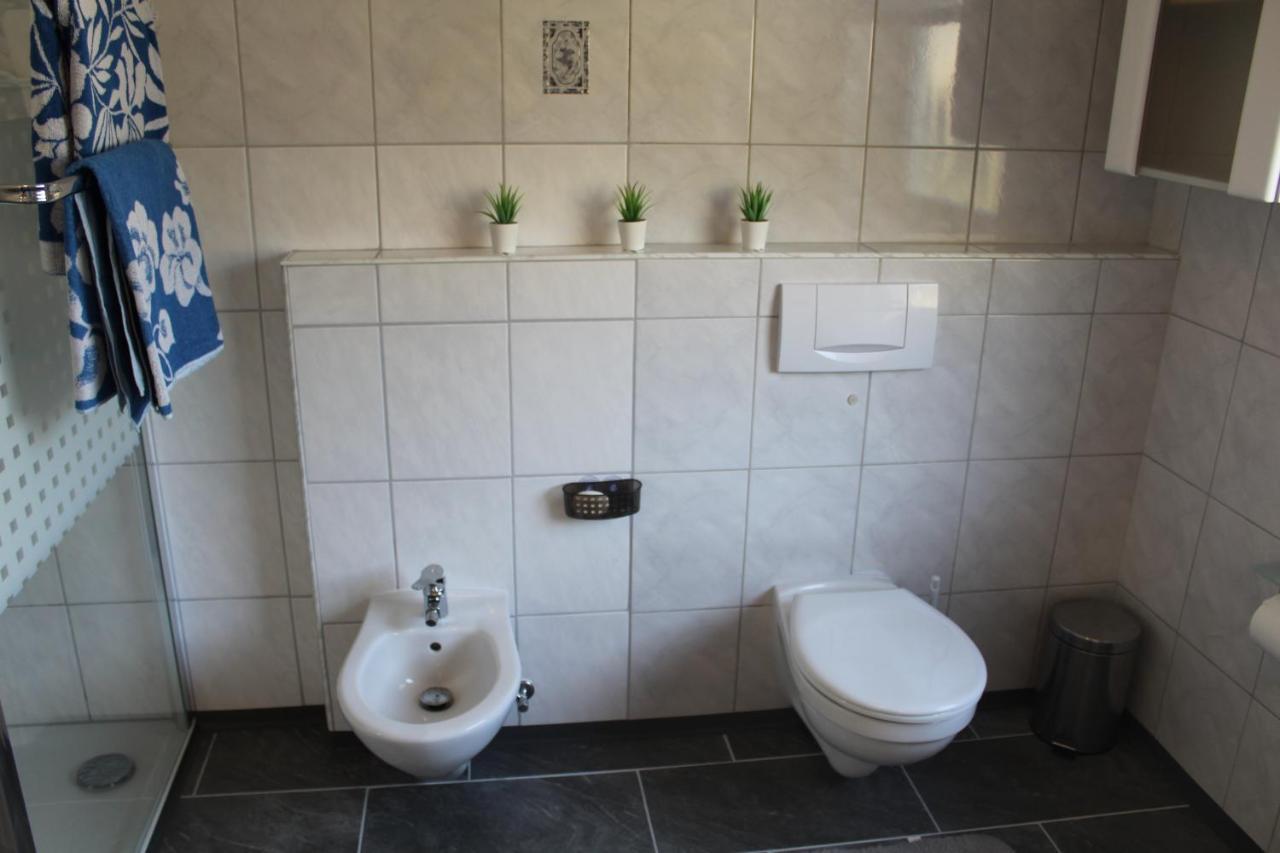 Studio Blick Ins Tal Kamp-Bornhofen Exterior foto
